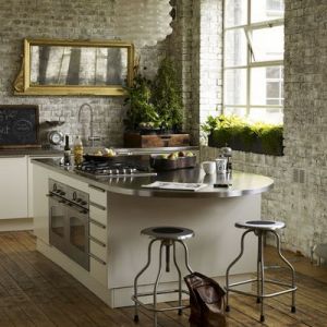 industrial style kitchen via willowdecor_blogspot.jpg